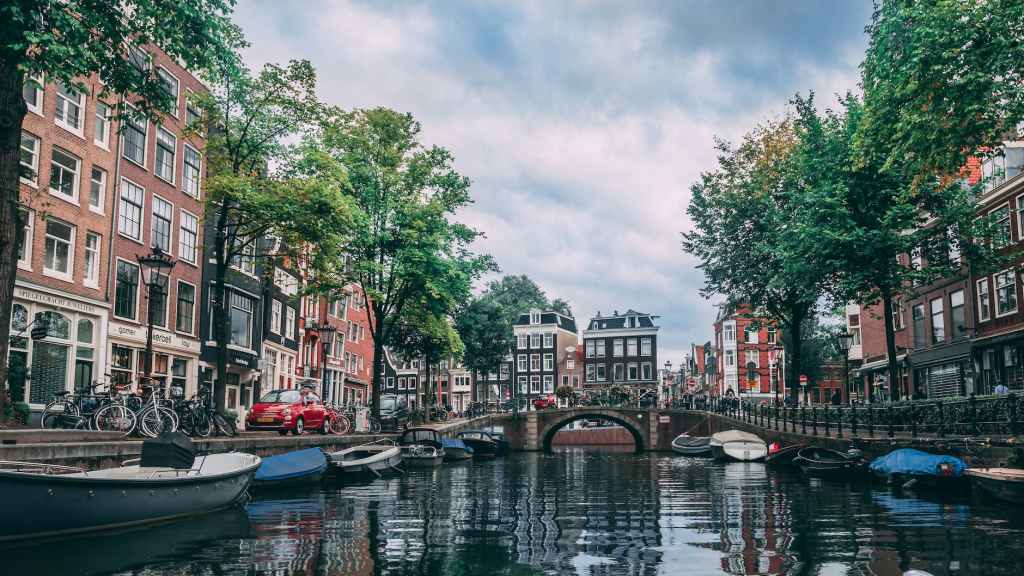 Netherlands Travel Guide
