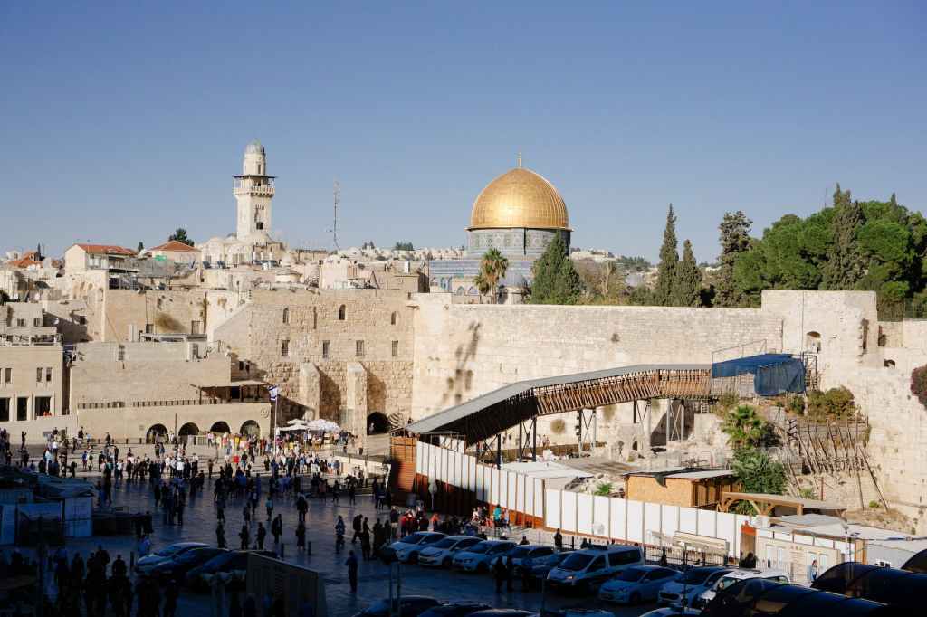 Israel Travel Guide