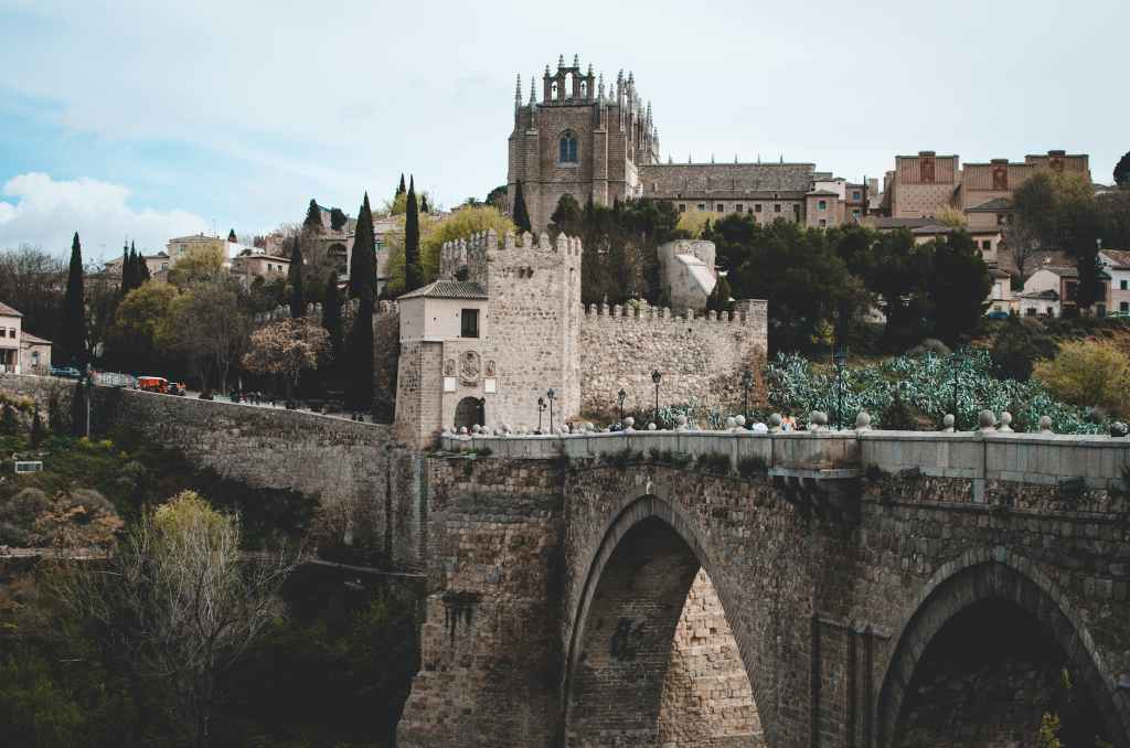 Spain Travel Guide